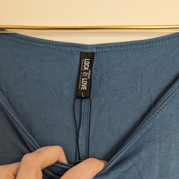 Lock and Love Light Blue Long Sleeve Knit L - Picture 4 of 5